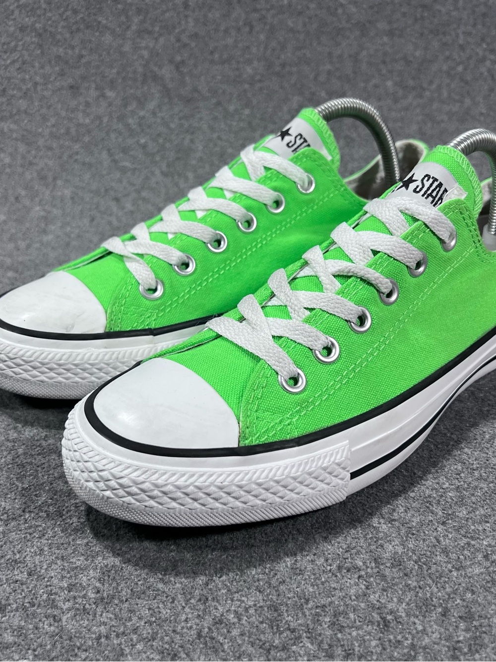 Converse Chuck All Star Low Retro Canvas Sneaker Neon Green Mens 7 Womens 9